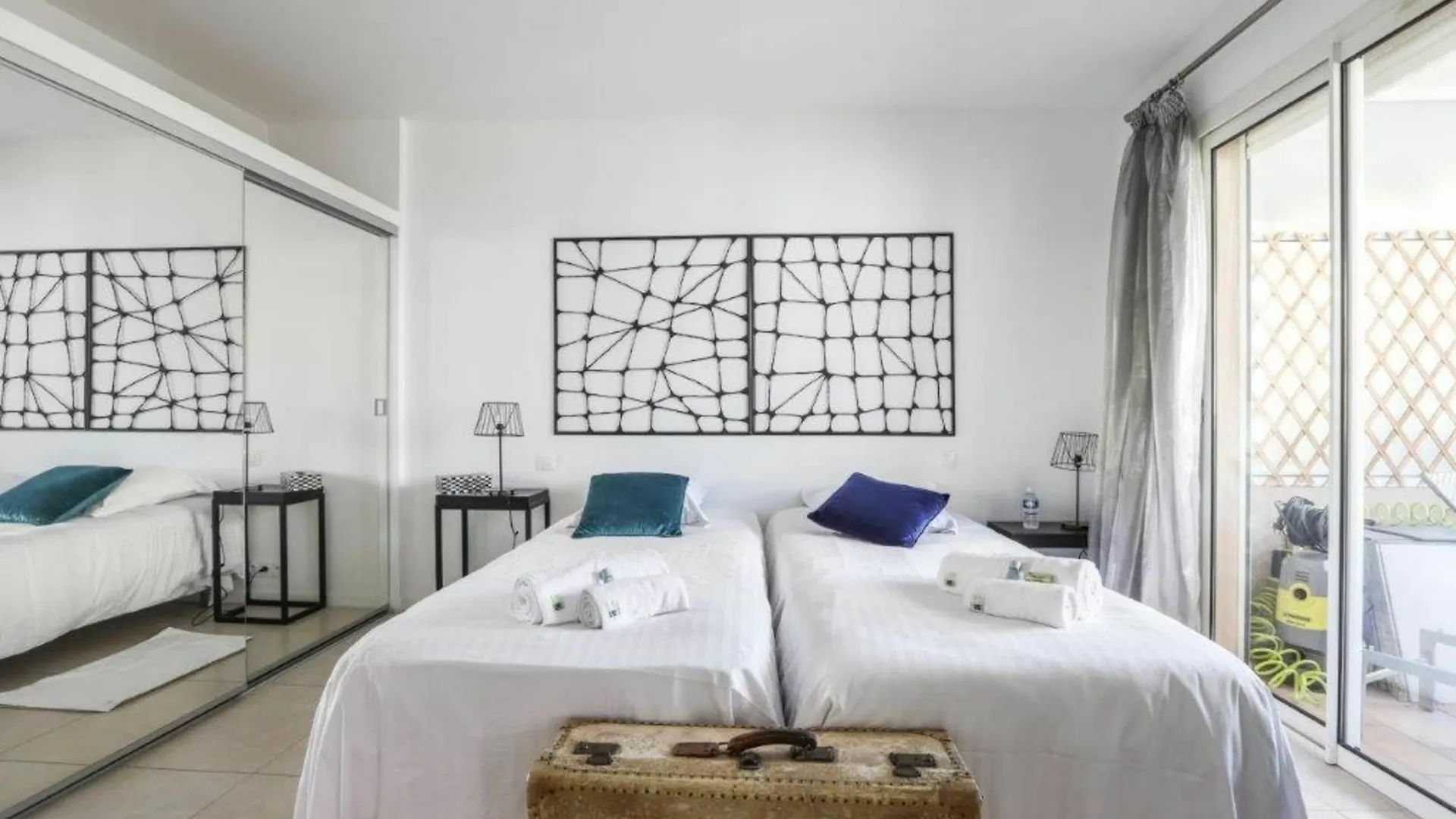 Indiana Apartment 2 Cannes