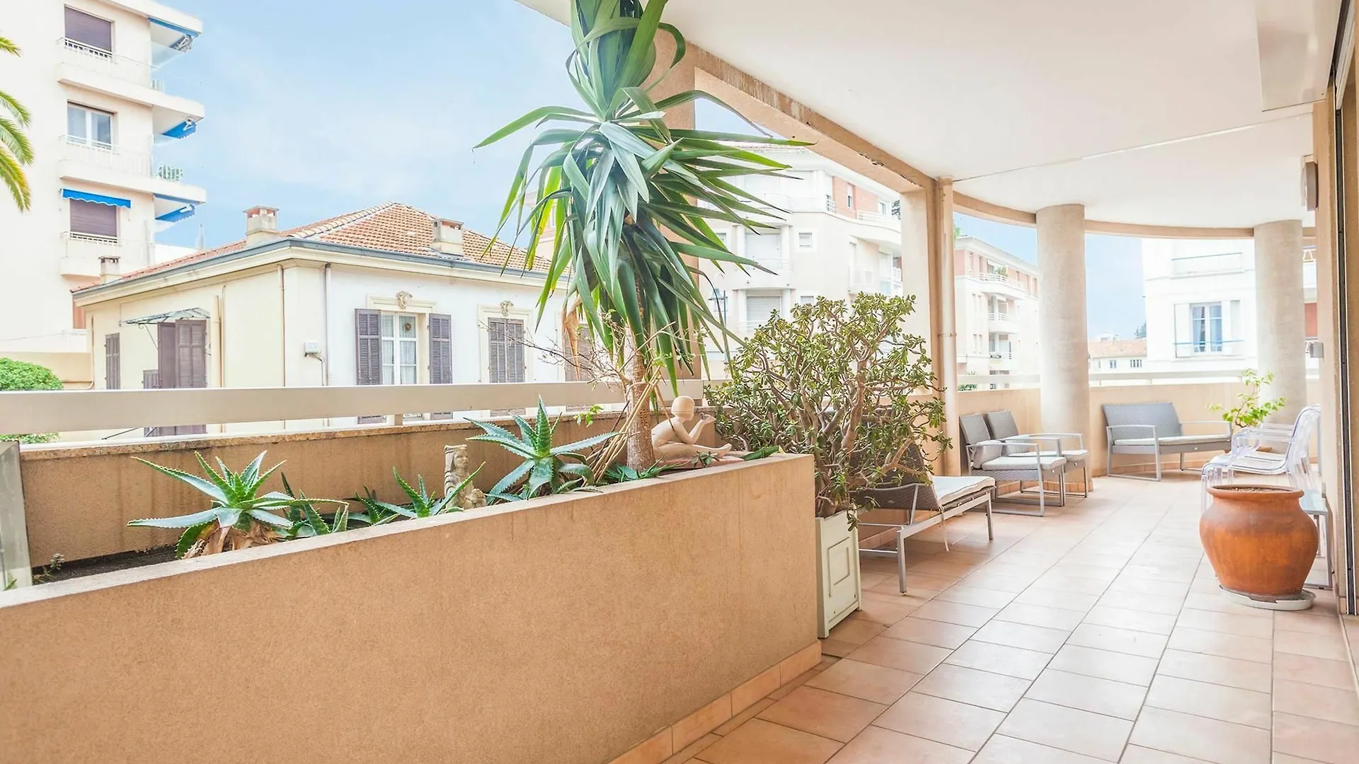 Indiana Apartment 2 Cannes